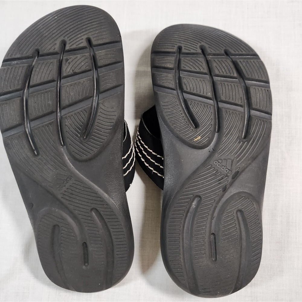 Boys Girls Adidas Raggmo Thong Sandals Flip Flops Shoes Size 2 - Picture 2 of 2